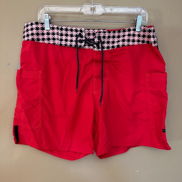 Sauvage Swim Trunks 34" waist 6" inseam Gently worn 100% nylon Unlined - Picture 2 of 3